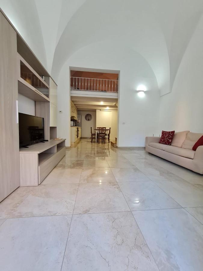 Flat 24 Maggio Appartement Lecce Buitenkant foto