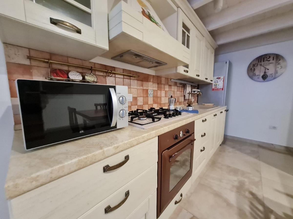Flat 24 Maggio Appartement Lecce Buitenkant foto